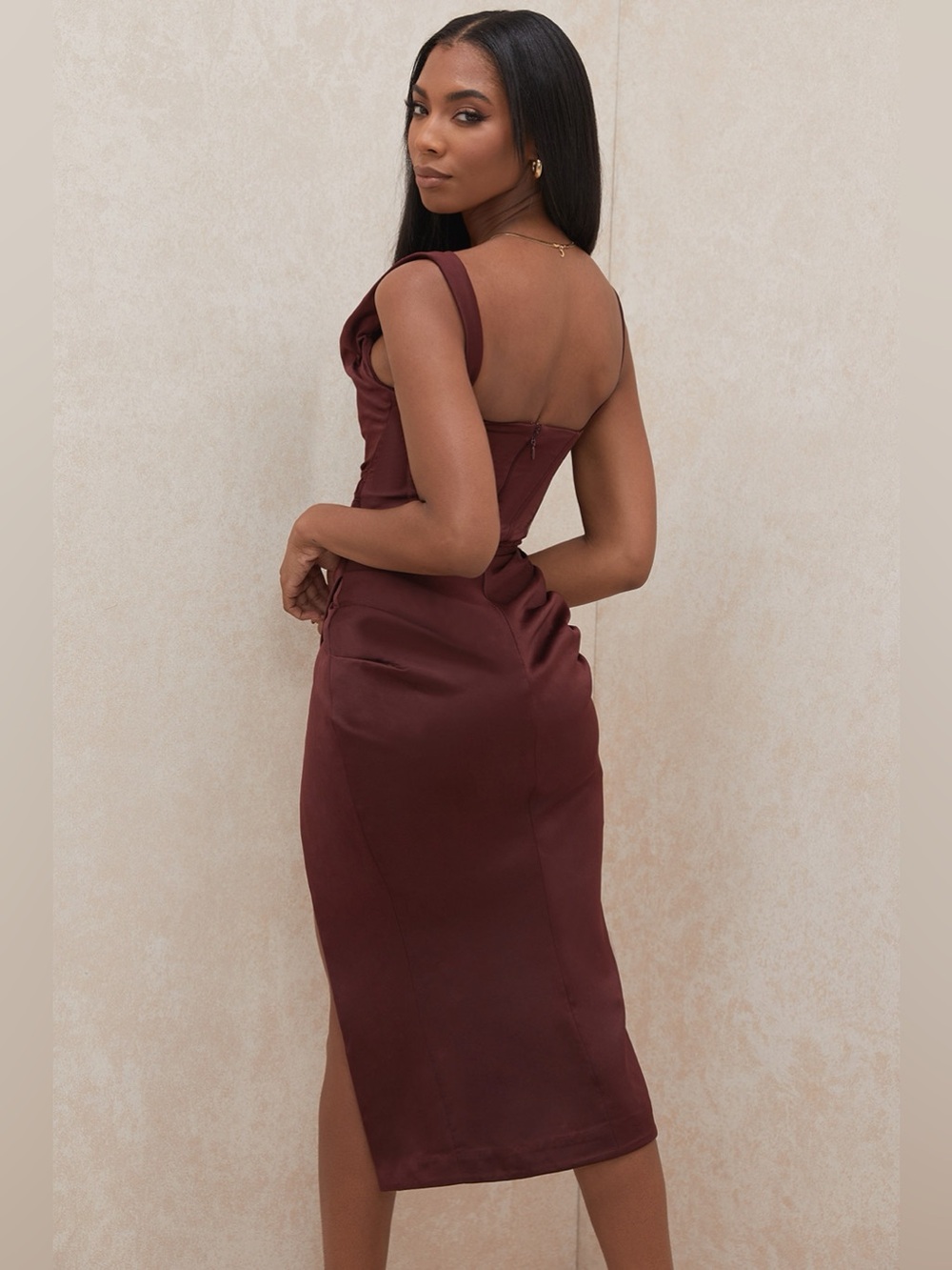 House Of Cb Rhoda Raisin Off The Shoulder Dress - Picture 4 of 7